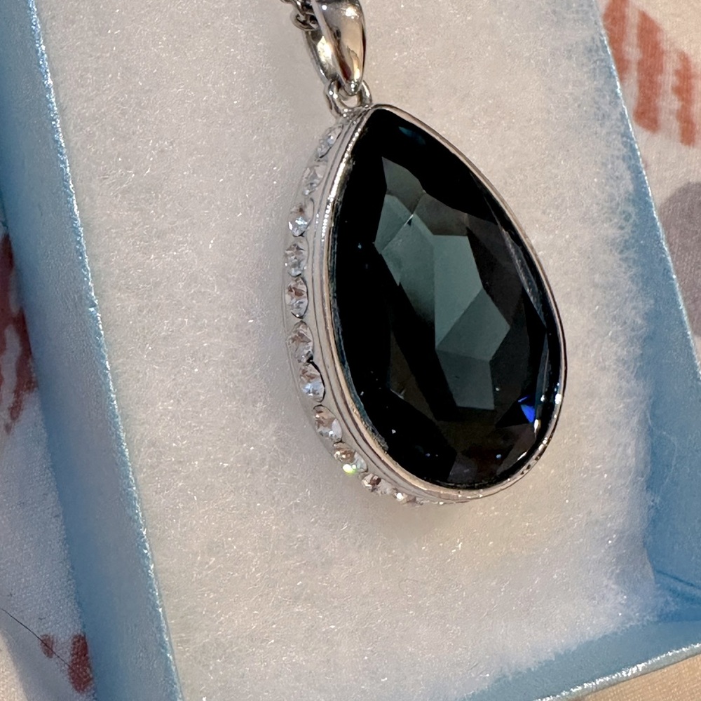 Touchstone Crystal Pendant